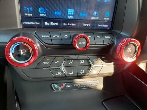 Used 2019 Chevrolet Corvette Stingray Coupe w/ 1LT RWD image 26