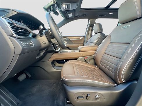 New 2026 GMC Acadia Denali Ultimate image 15