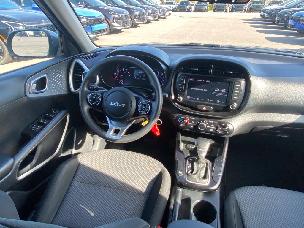 Used 2022 Kia Soul LX w/ Technology Package FWD image 21