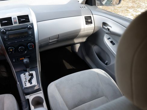 Used 2010 Toyota Corolla BASE image 22