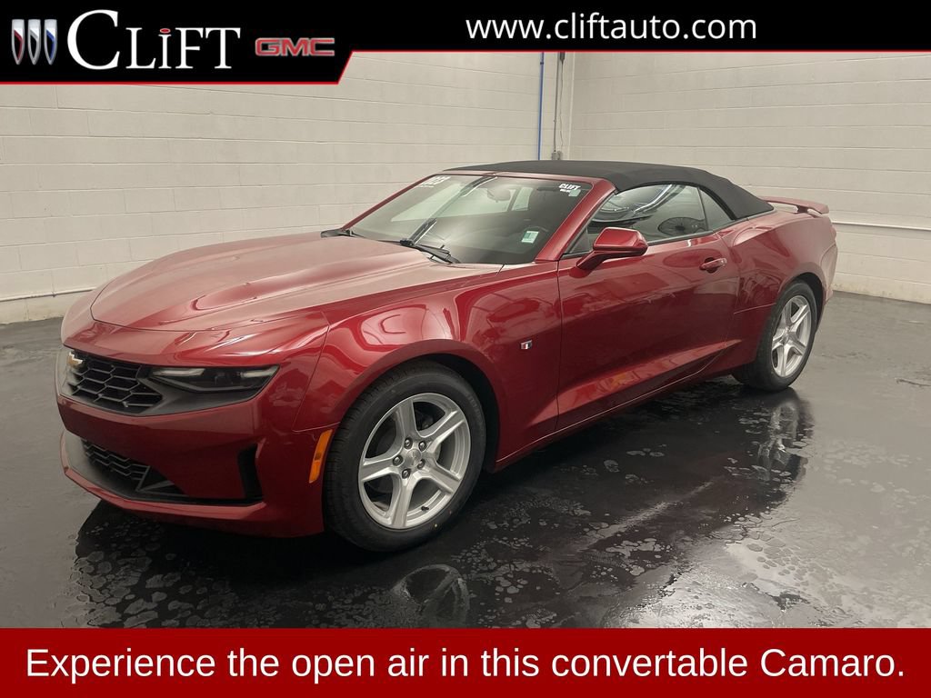 Used 2023 Chevrolet Camaro LT RWD image 1