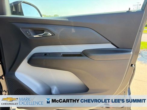 New 2027 Chevrolet Bolt LT w/ Comfort Package FWD image 22