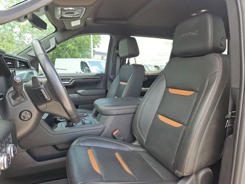 Used 2023 GMC Sierra 1500 AT4 w/ AT4 Premium Package AWD/4WD image 13
