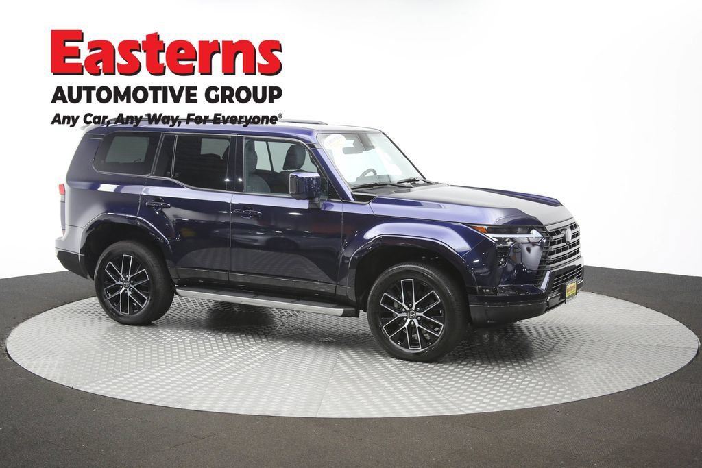 Used 2025 Lexus GX 550 w/ Accessory Package (2T) AWD/4WD image 53