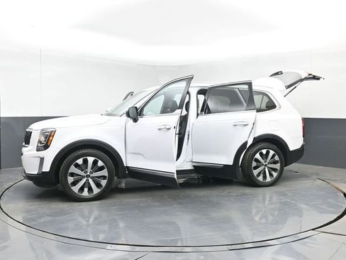 Used 2022 Kia Telluride S AWD/4WD image 54