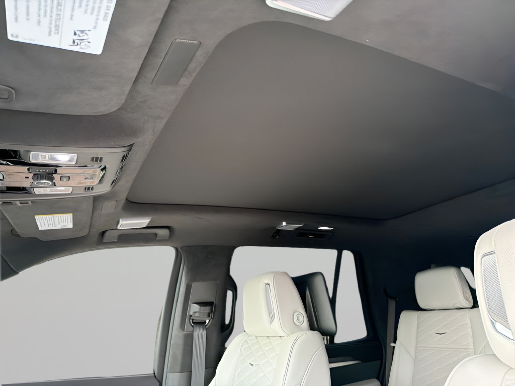 Certified 2026 Cadillac Escalade V w/ LPO, ONYX Package AWD/4WD image 35