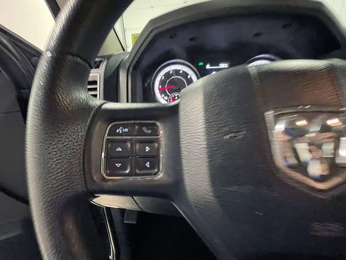 Used 2017 RAM 1500 Express w/ Express Value Package AWD/4WD image 28