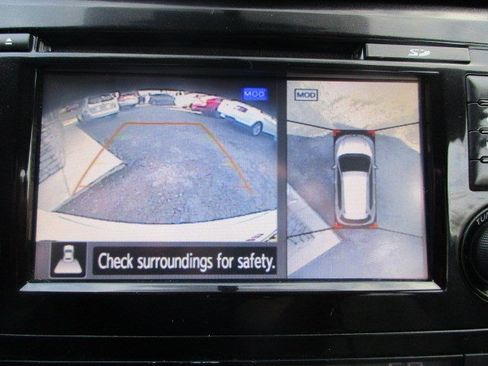 Used 2016 Nissan Rogue SV w/ SV Premium Package AWD/4WD image 24