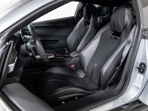 Used 2024 Lotus Emira First Edition image 5