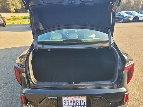 Used 2025 Kia K4 GT-Line w/ GT-Line Premium Package image 8