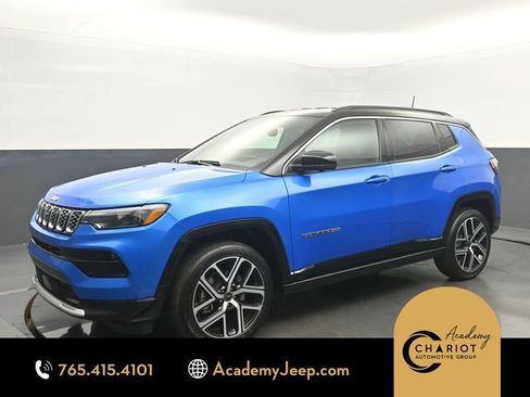 Used 2025 Jeep Compass Limited w/ Elite Group AWD/4WD image 1