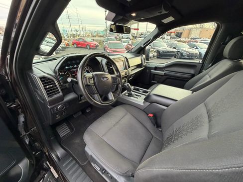 Used 2019 Ford F150 XLT w/ Equipment Group 302A Luxury AWD/4WD image 23