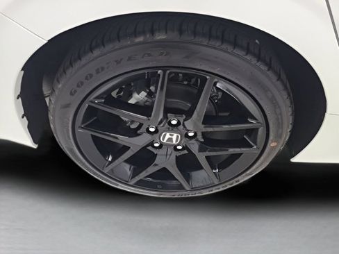 Certified 2024 Honda Civic Sport image 9