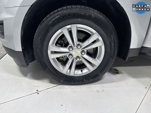 Used 2017 Chevrolet Equinox LS image 4