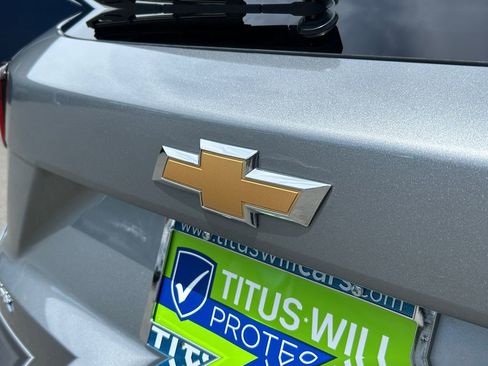Used 2025 Chevrolet Trax LT w/ Driver Confidence Package FWD image 35
