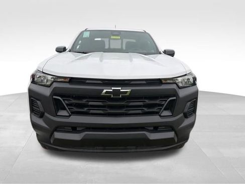 New 2026 Chevrolet Colorado W/T w/ WT Custom Package RWD image 7