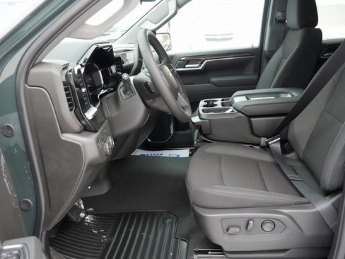 New 2026 Chevrolet Silverado 1500 LT image 8