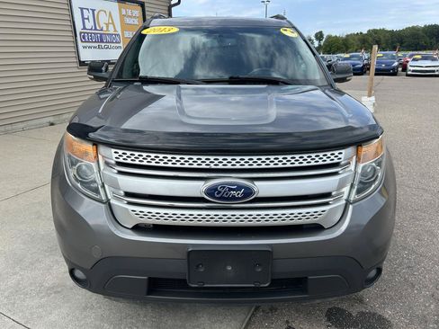 Used 2013 Ford Explorer XLT AWD/4WD image 2