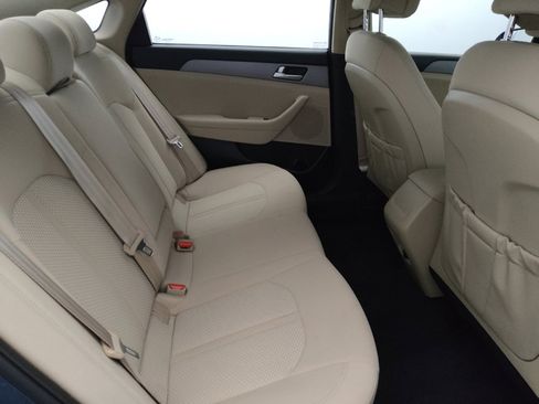 Used 2016 Hyundai Sonata SE image 19