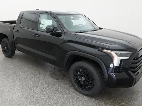 New 2026 Toyota Tundra Limited AWD/4WD image 13
