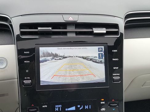 Used 2023 Hyundai Tucson SEL w/ Convenience Package image 17