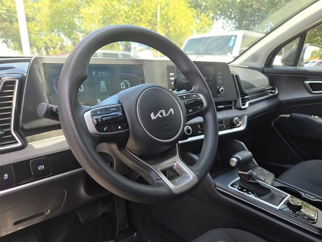 Certified 2025 Kia Sportage LX AWD/4WD image 15