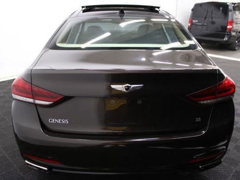 Used 2015 Hyundai Genesis 3.8 w/ Option Group 04 RWD image 5