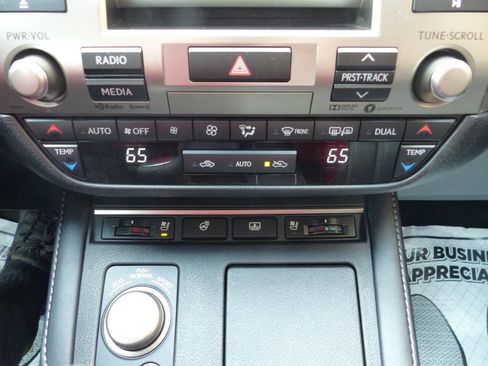 Used 2017 Lexus ES 350 w/ Luxury Package image 30