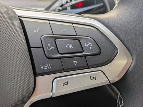 New 2026 Volkswagen Tiguan SE image 26