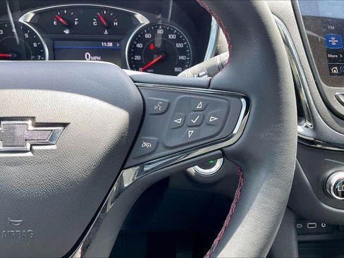 Used 2024 Chevrolet Equinox RS FWD image 36