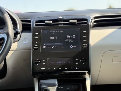 Used 2024 Hyundai Tucson SEL image 17