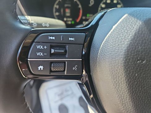 Used 2024 Honda CR-V EX-L image 17
