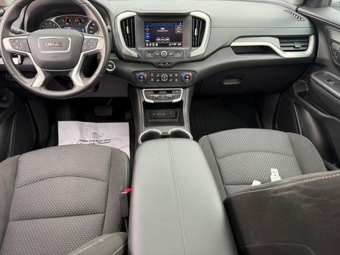 Used 2022 GMC Terrain SLE w/ Driver Convenience Package FWD image 13
