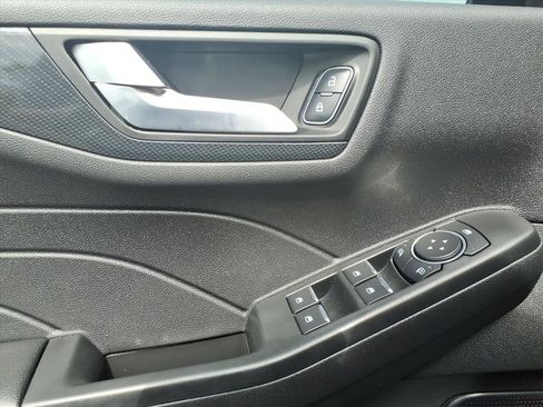 Used 2024 Ford Escape ST-Line w/ Tech Pack #1 image 6