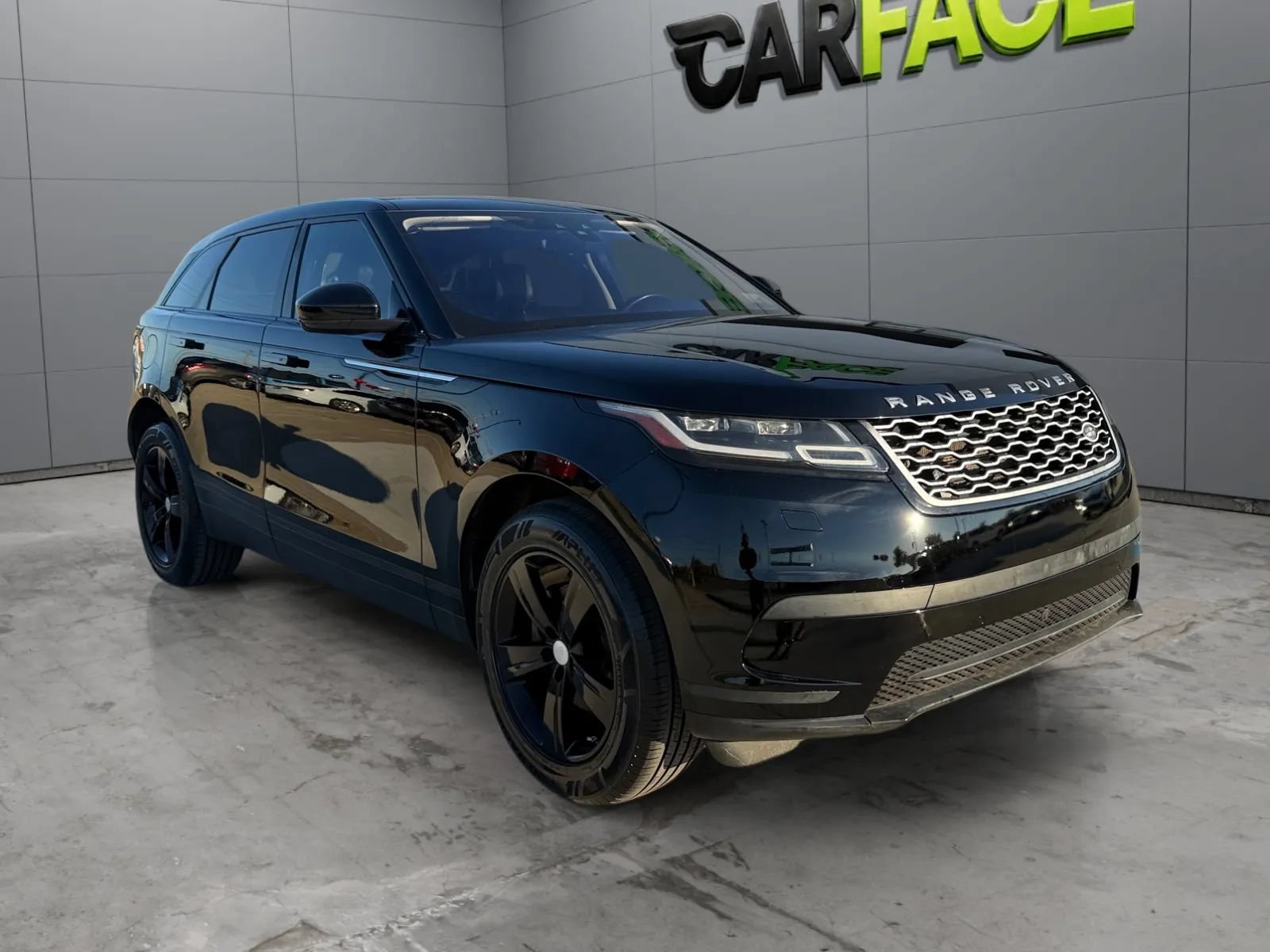 Used 2020 Land Rover Range Rover Velar S AWD/4WD image 4