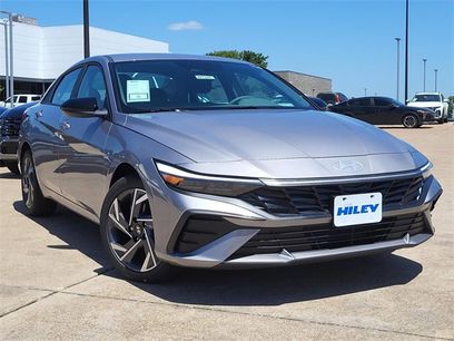 New 2025 Hyundai Elantra Sport