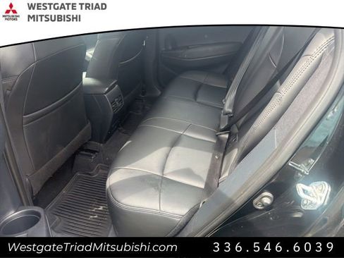 Used 2024 Toyota Corolla Cross LE w/ Moonroof Package image 15