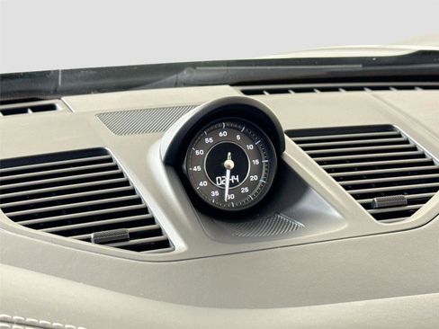 Used 2021 Porsche 911 Turbo S image 20