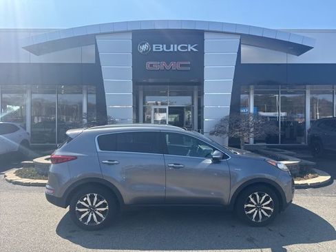 Used 2017 Kia Sportage EX AWD/4WD image 22