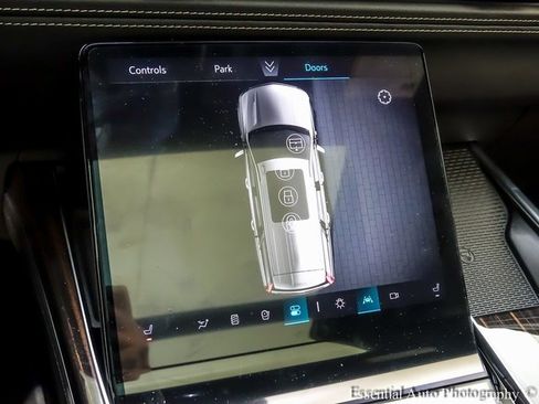 New 2026 Cadillac Escalade Luxury image 18