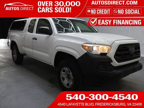 Used 2018 Toyota Tacoma SR RWD image 1