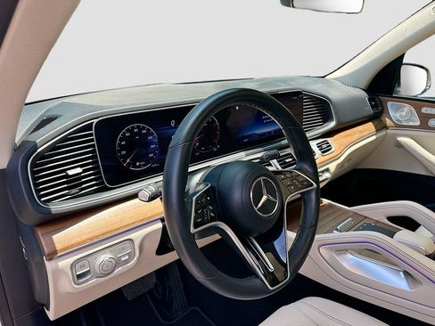 Certified 2024 Mercedes-Benz GLE 450 4MATIC image 9