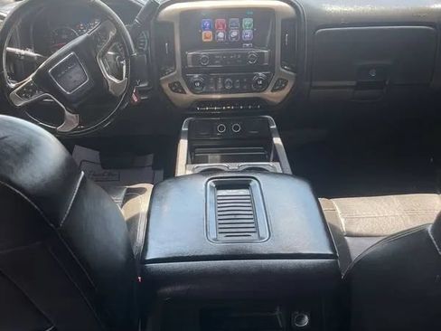 Used 2017 GMC Sierra 1500 Denali w/ Denali Ultimate Package AWD/4WD image 27