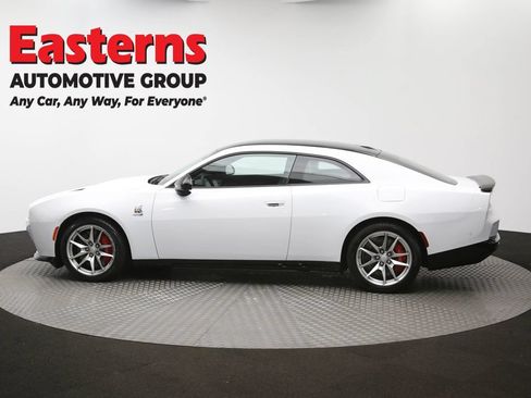 Used 2024 Dodge Charger Daytona Scat Pack w/ Plus Group AWD/4WD image 62