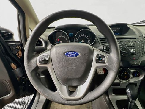 Used 2018 Ford Fiesta SE FWD image 17