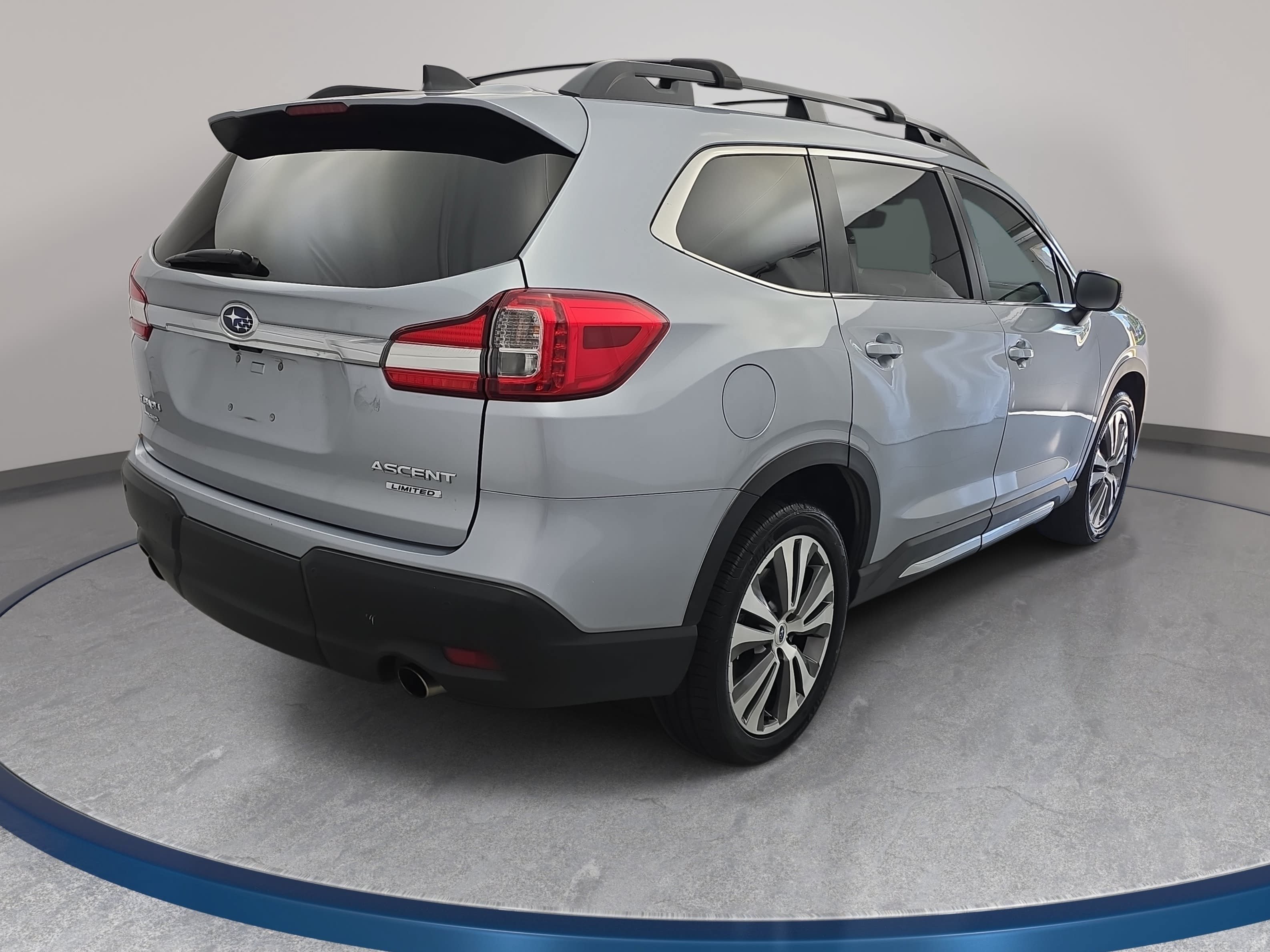 Used 2019 Subaru Ascent Limited AWD/4WD image 5
