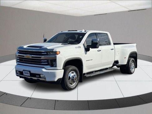 Used 2023 Chevrolet Silverado 3500 High Country image 8