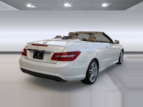 Used 2011 Mercedes-Benz E 550 Cabriolet image 9