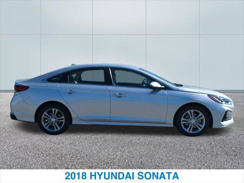 Used 2018 Hyundai Sonata SEL w/ Cargo Package image 6