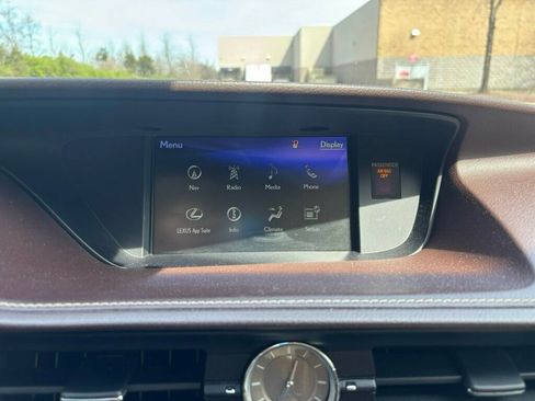 Used 2017 Lexus ES 350 2017 LEXUS ES 350 w/ Luxury Package image 27